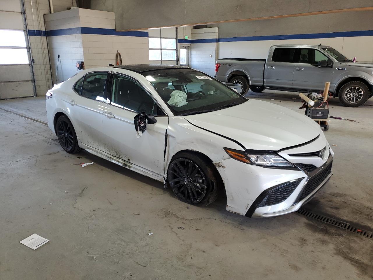 Toyota Camry Xse Image 2