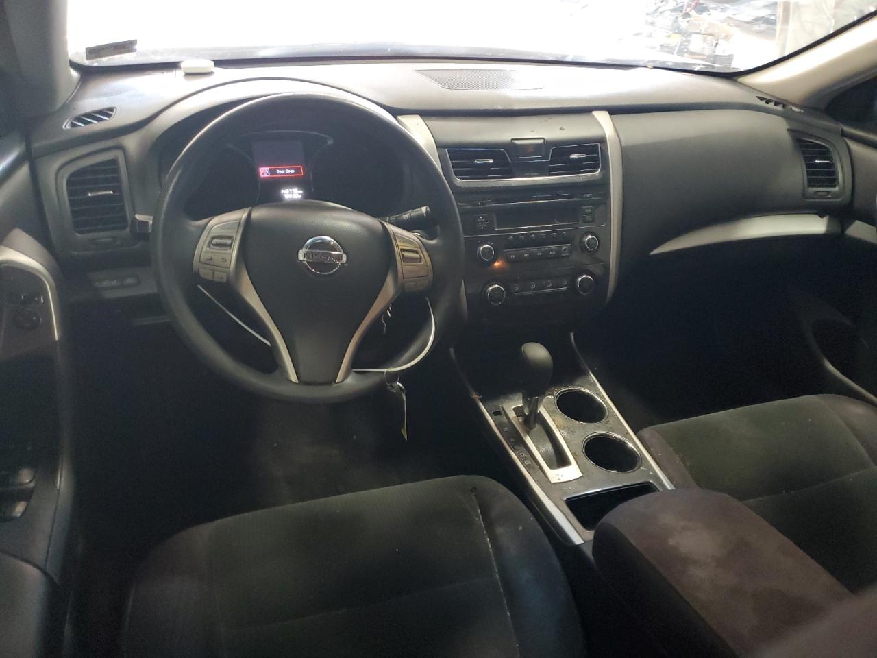 Nissan Altima 2.5 Image 10