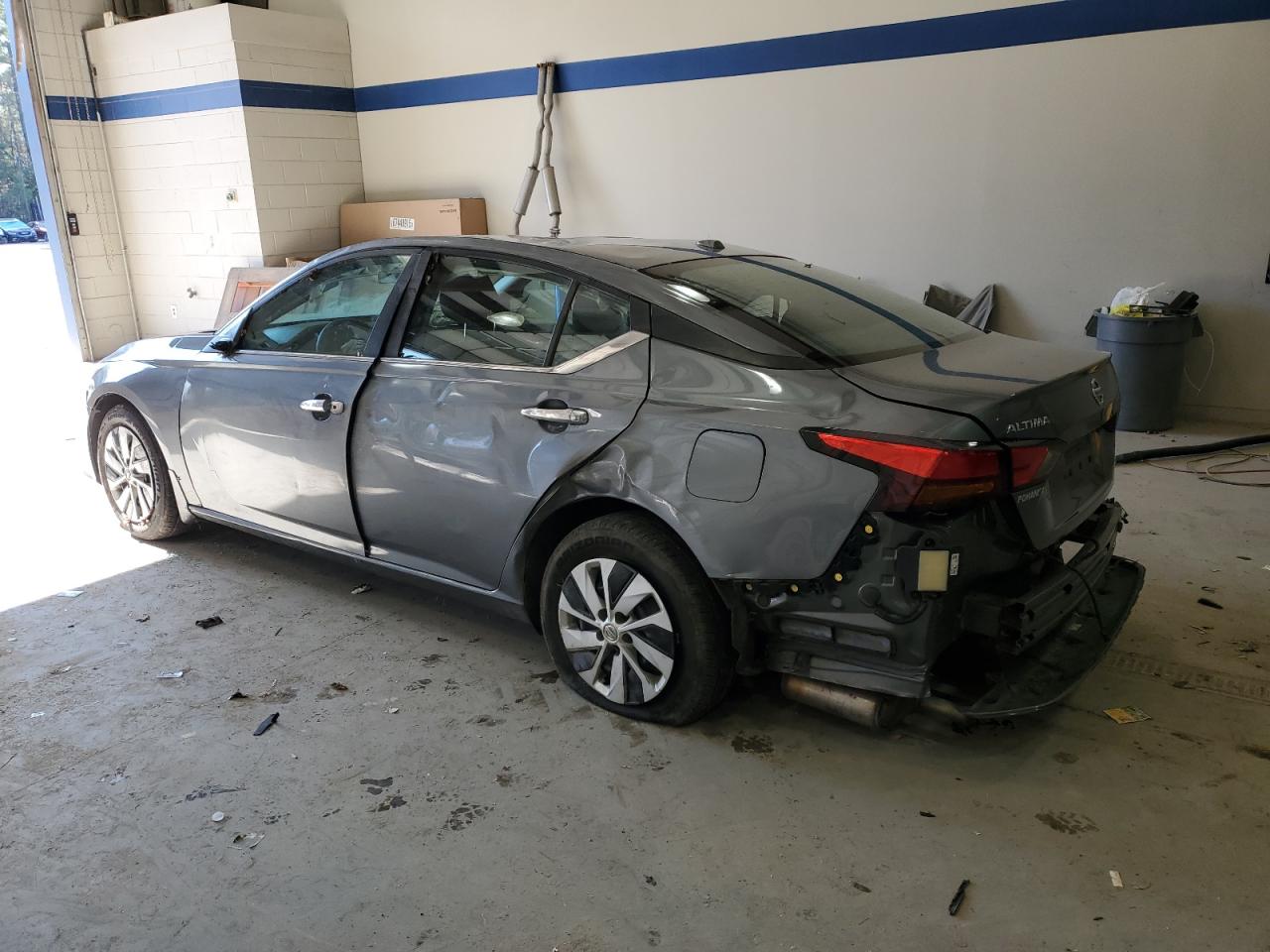 Nissan Altima S Image 3