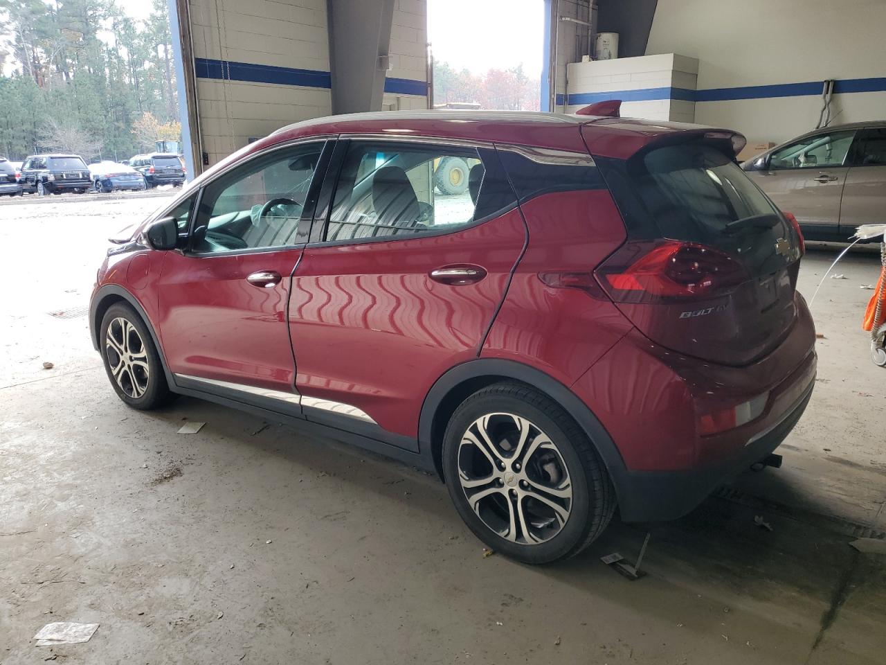 Chevrolet Bolt Premier Image 9