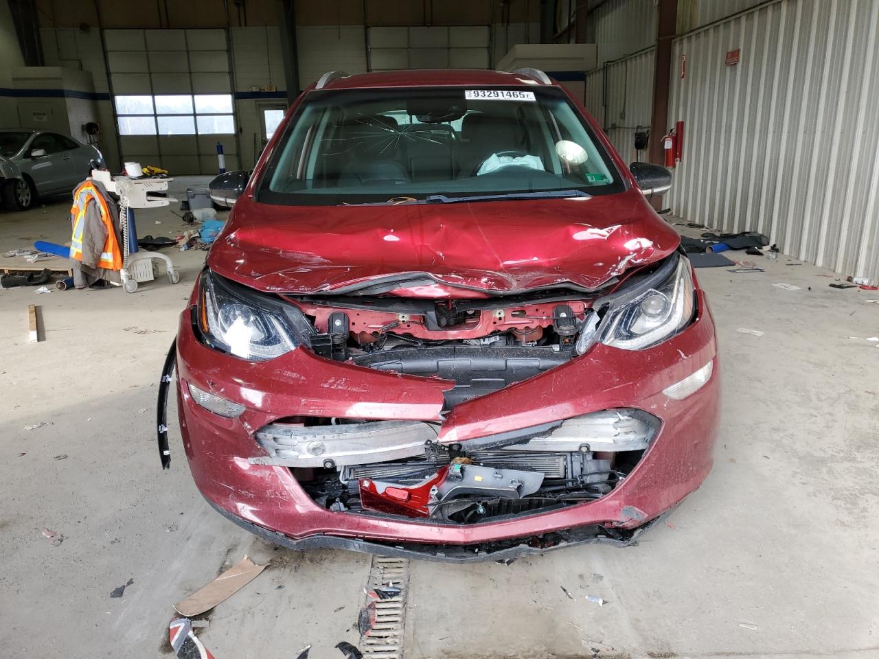 Chevrolet Bolt Premier Image 5