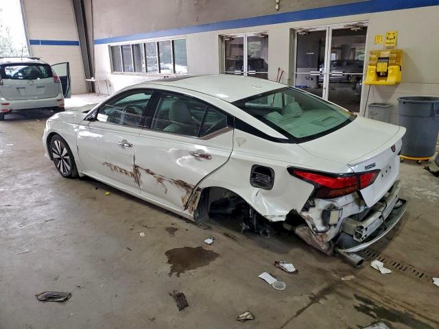 Nissan Altima Sl Image 8