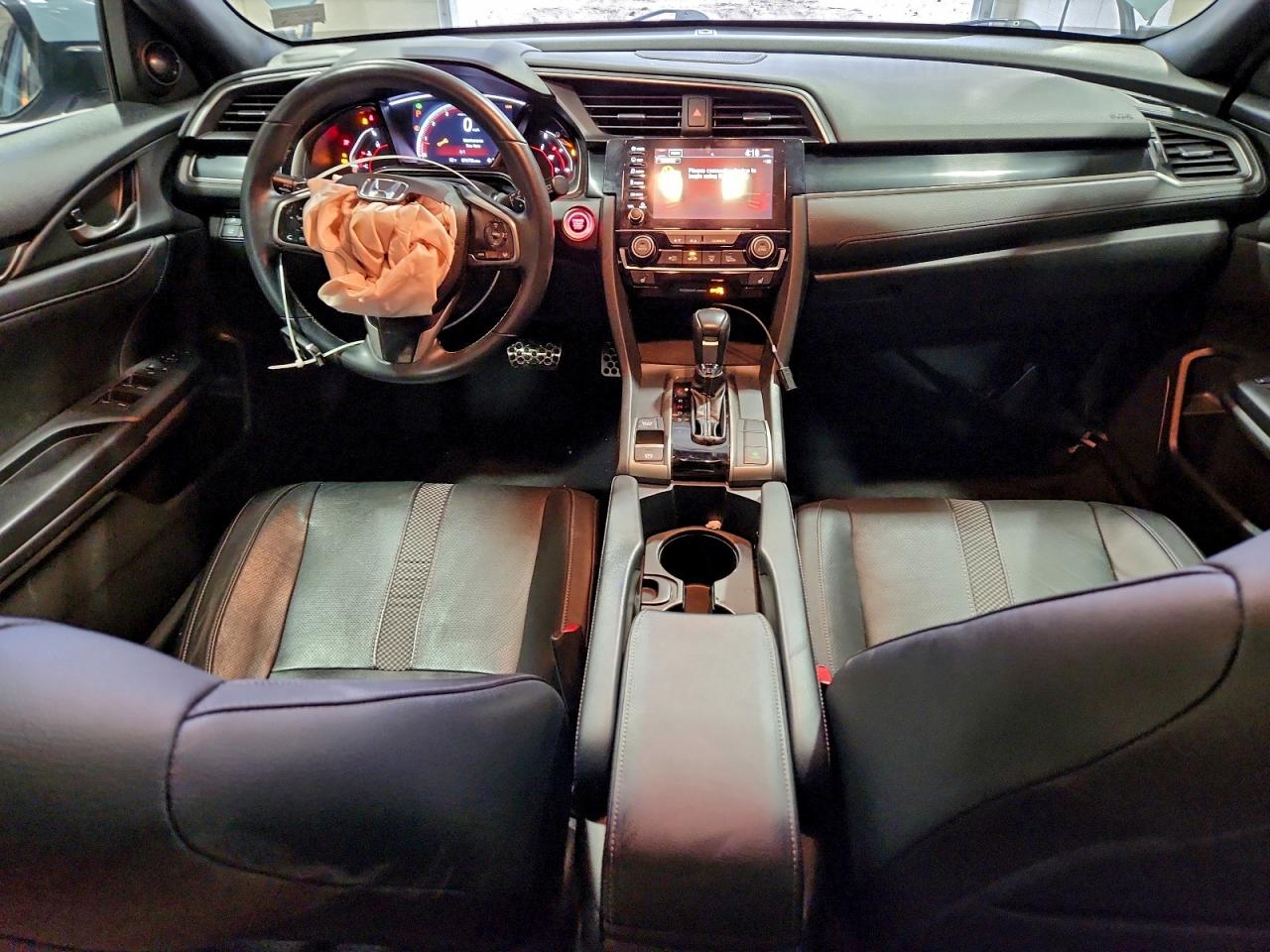 Honda Civic Sport Touring Image 11