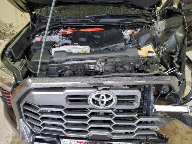 Toyota Tundra Crewmax Limited Image 11