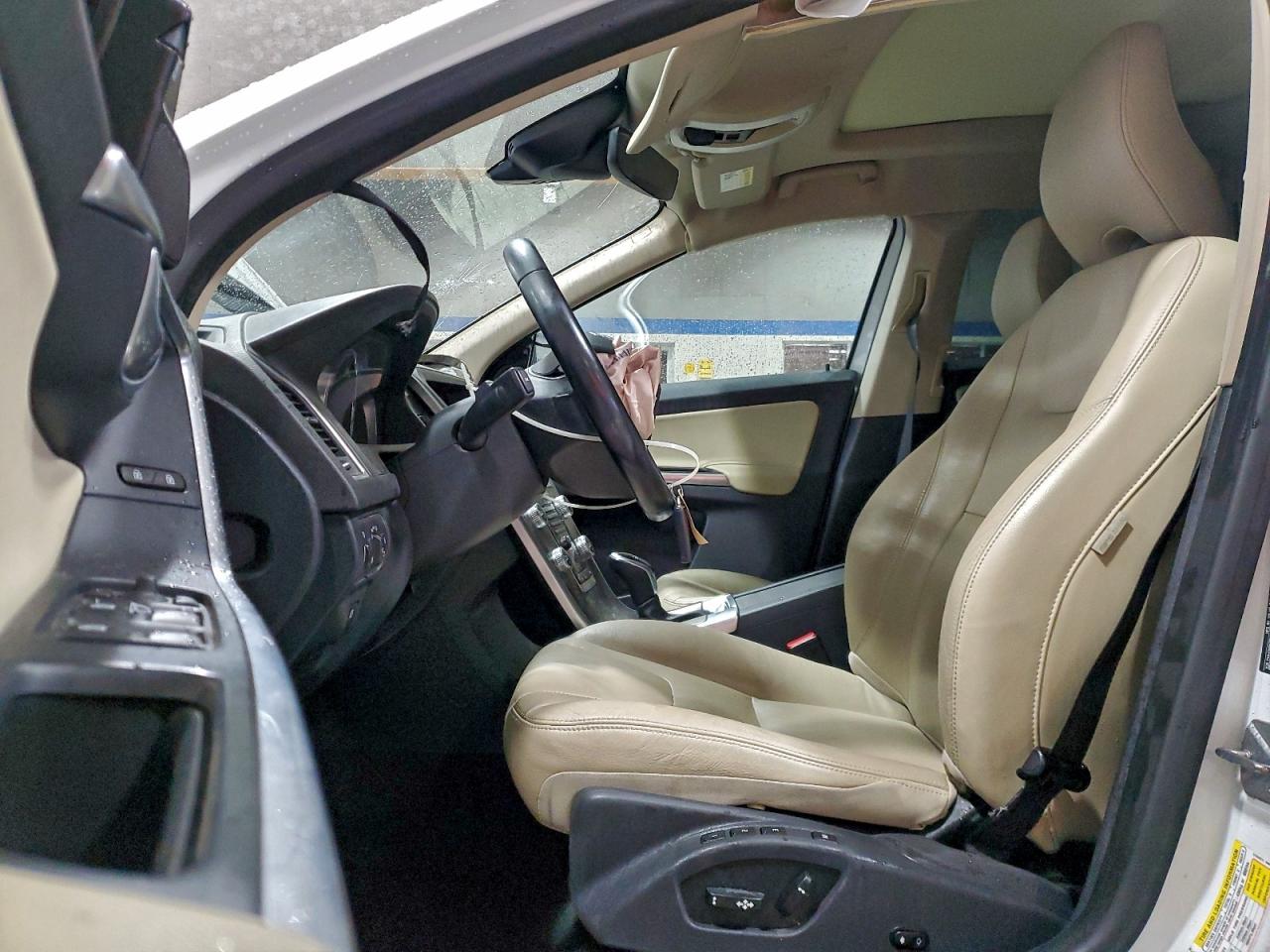 Volvo XC60 T5 Premier Image 7