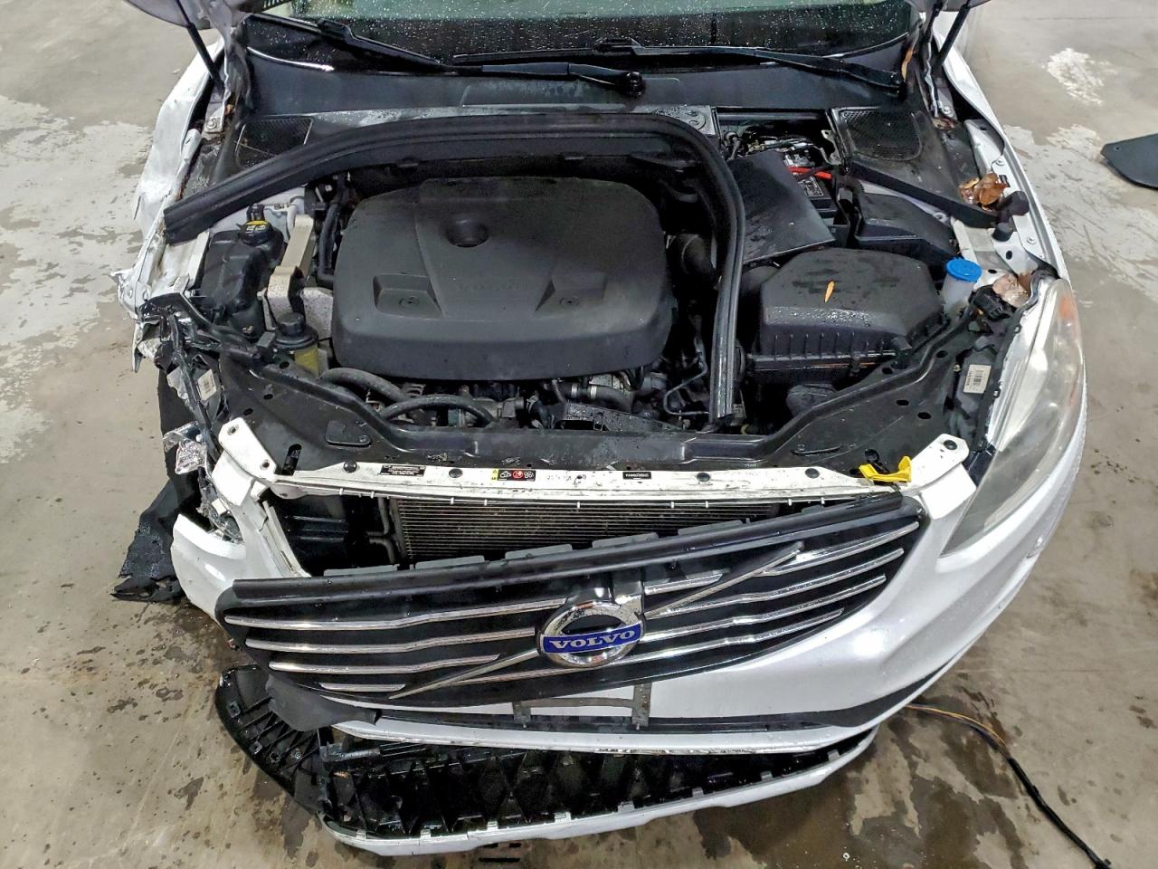 Volvo XC60 T5 Premier Image 10