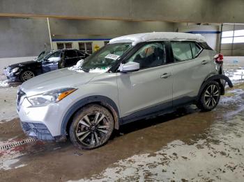  Salvage Nissan Kicks