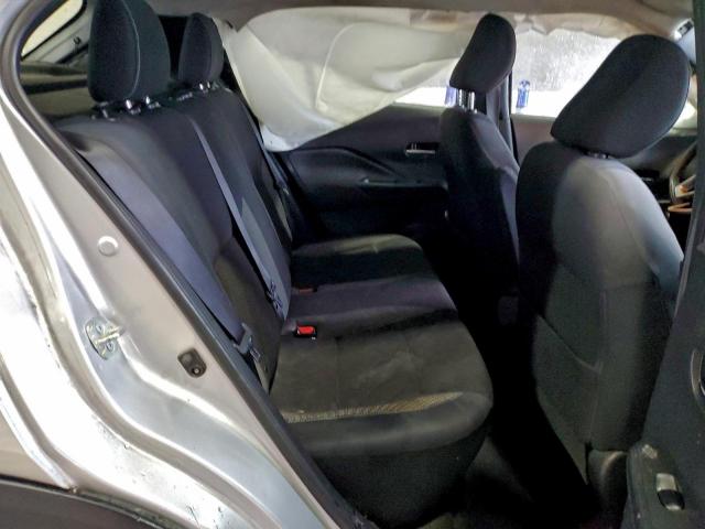 Nissan Kicks S Image 4