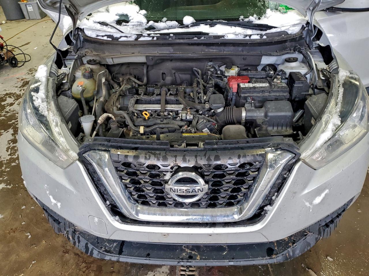 Nissan Kicks S Image 9