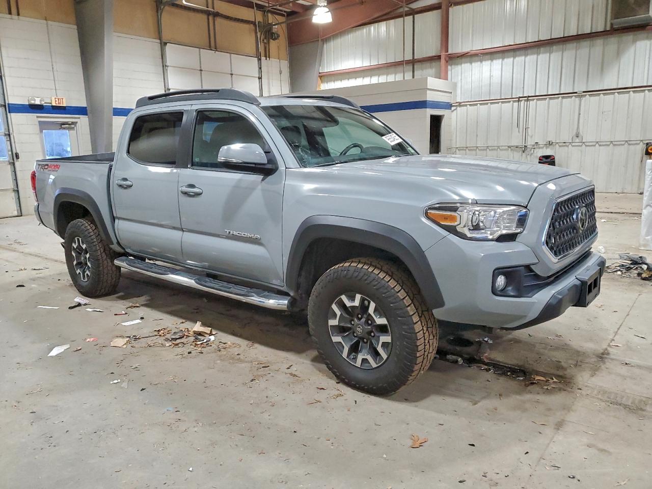 Toyota Tacoma Double Cab Image 5