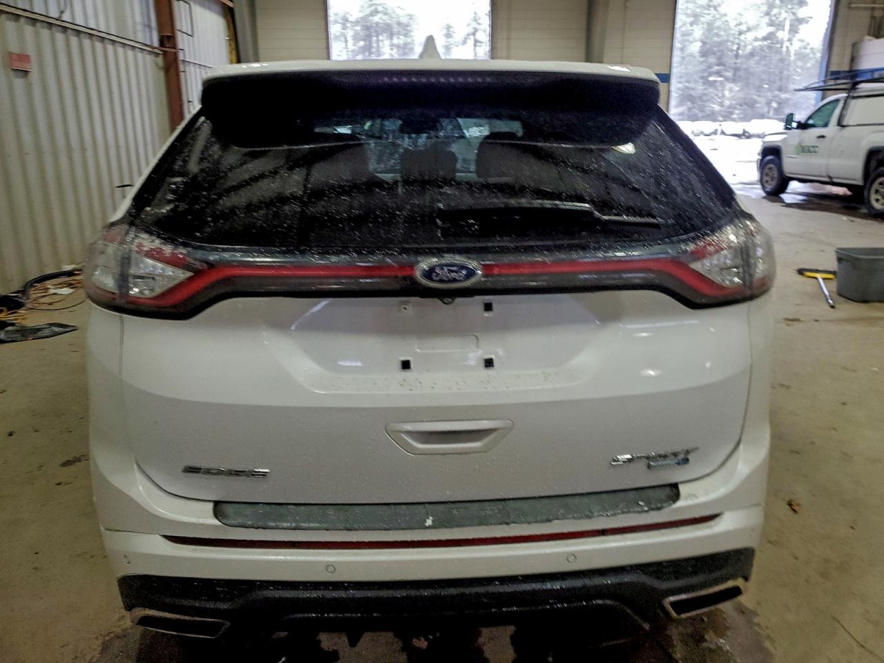 Ford Edge Sport Image 3