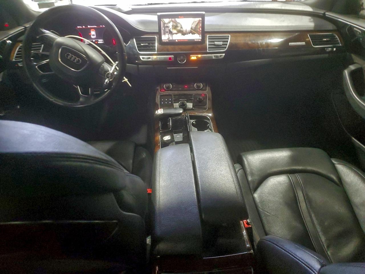 Audi A8 L Quattro Image 6