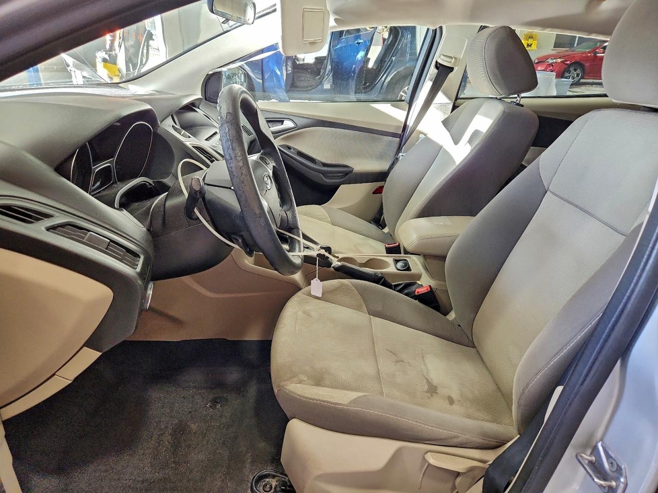 Ford Focus Se Image 6