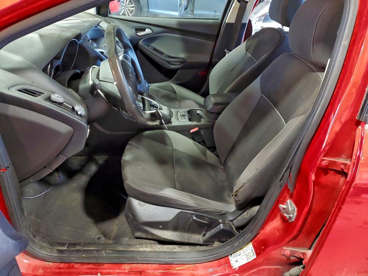 Ford Focus Se Image 9