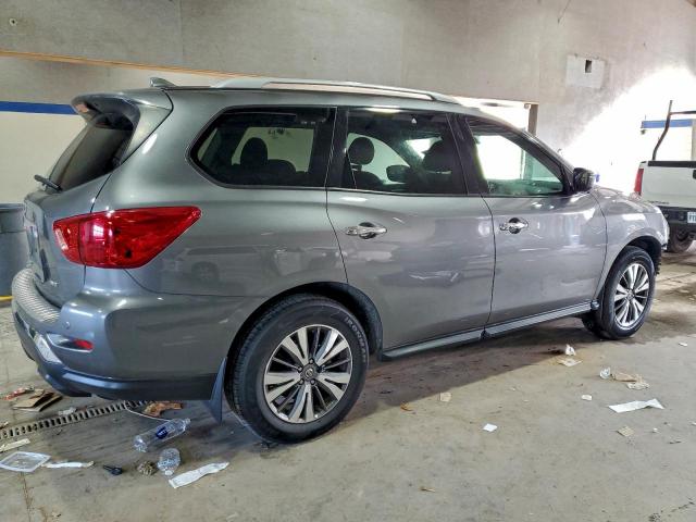 Nissan Pathfinder S Image 4
