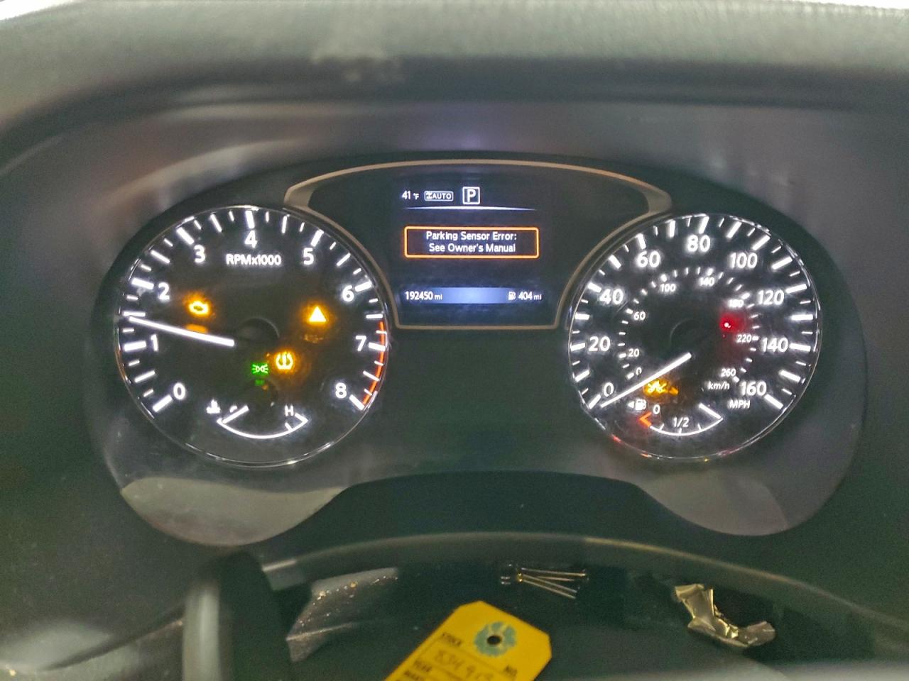 Nissan Pathfinder S Image 11