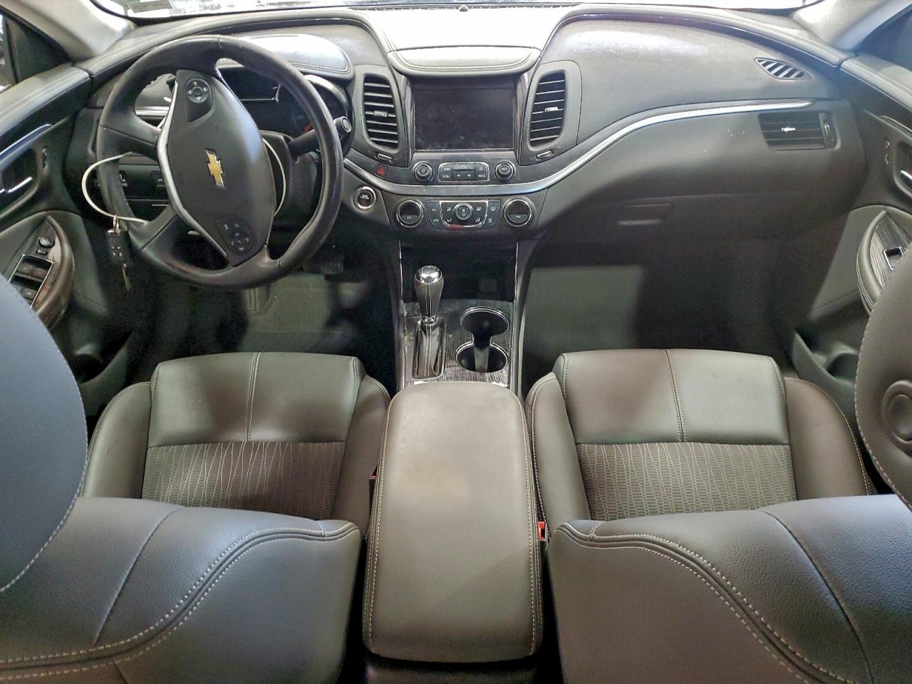 Chevrolet Impala Lt Image 9