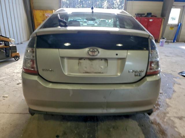 Toyota Prius Image 9