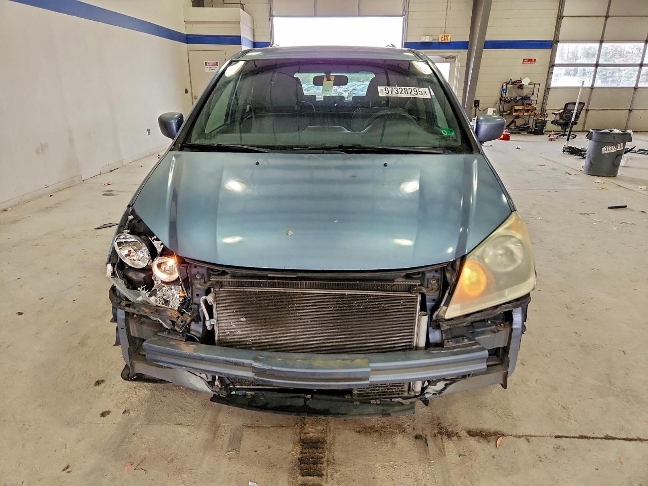 Honda Odyssey Ex Image 13