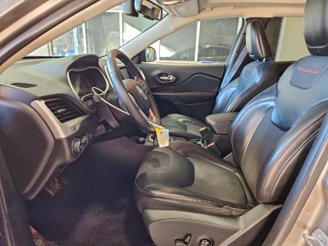 Jeep Cherokee Trailhawk Image 8