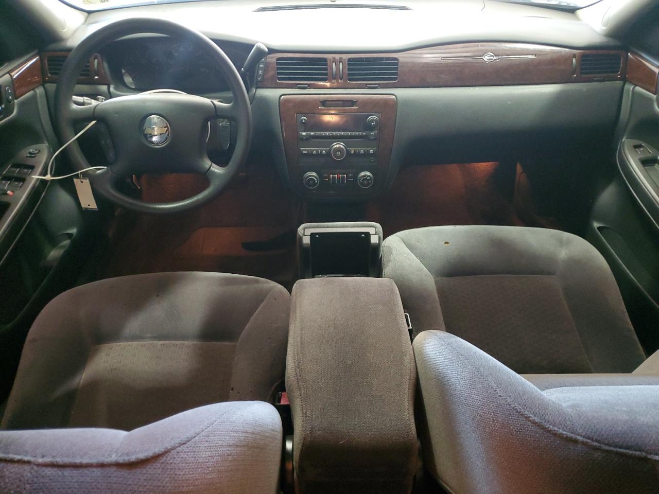 Chevrolet Impala Ls Image 4