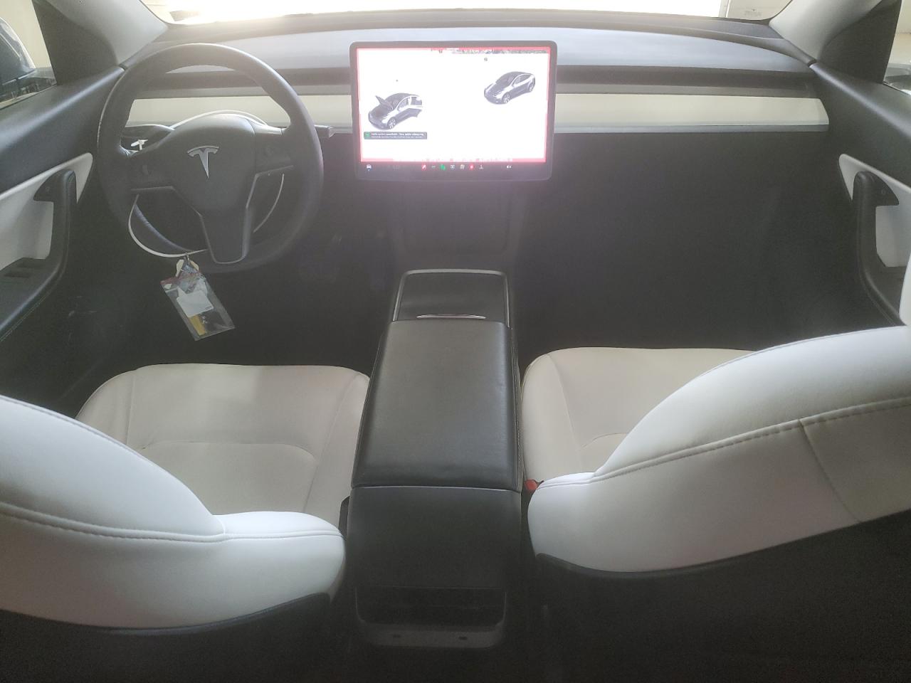 Tesla Model Y Image 9