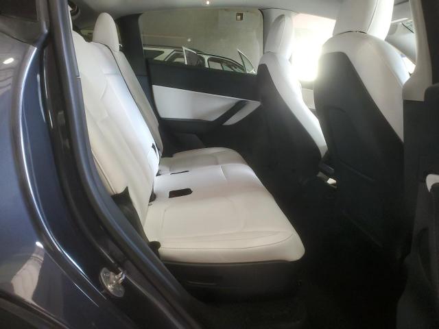 Tesla Model Y Image 12