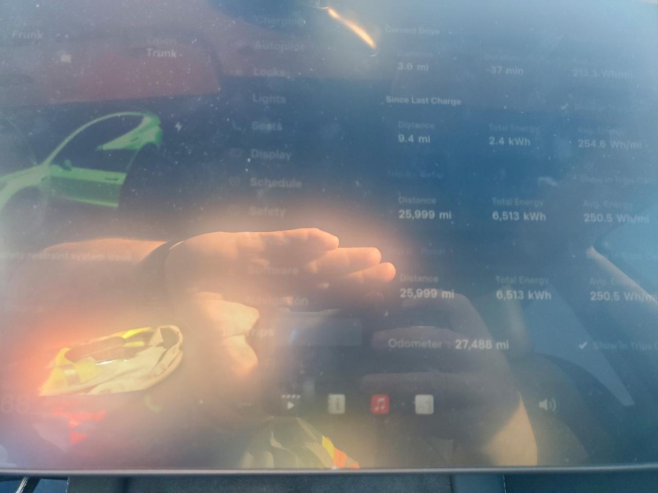 Tesla Model 3 Image 6