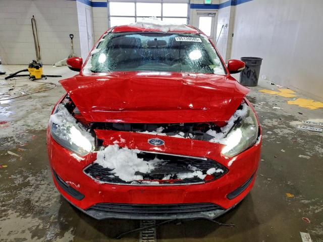 Ford Focus Se Image 12