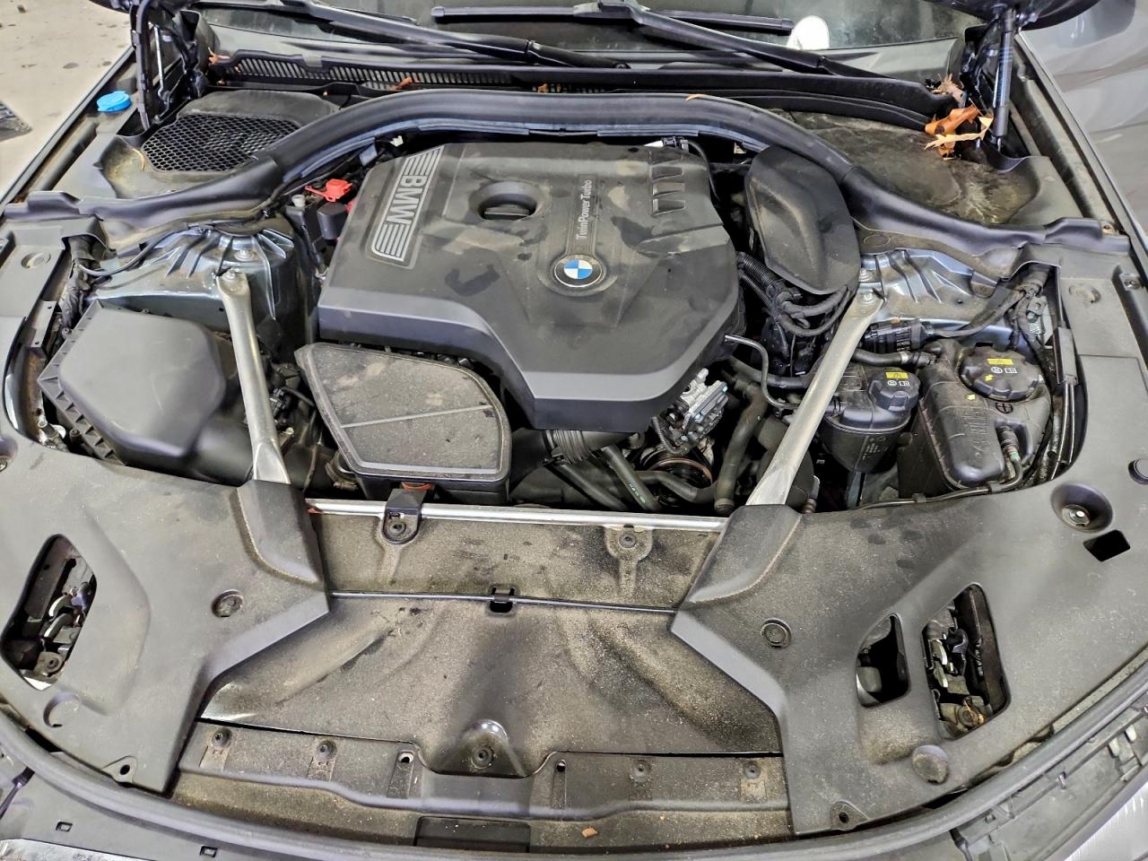 BMW 5 Series Xi Image 10