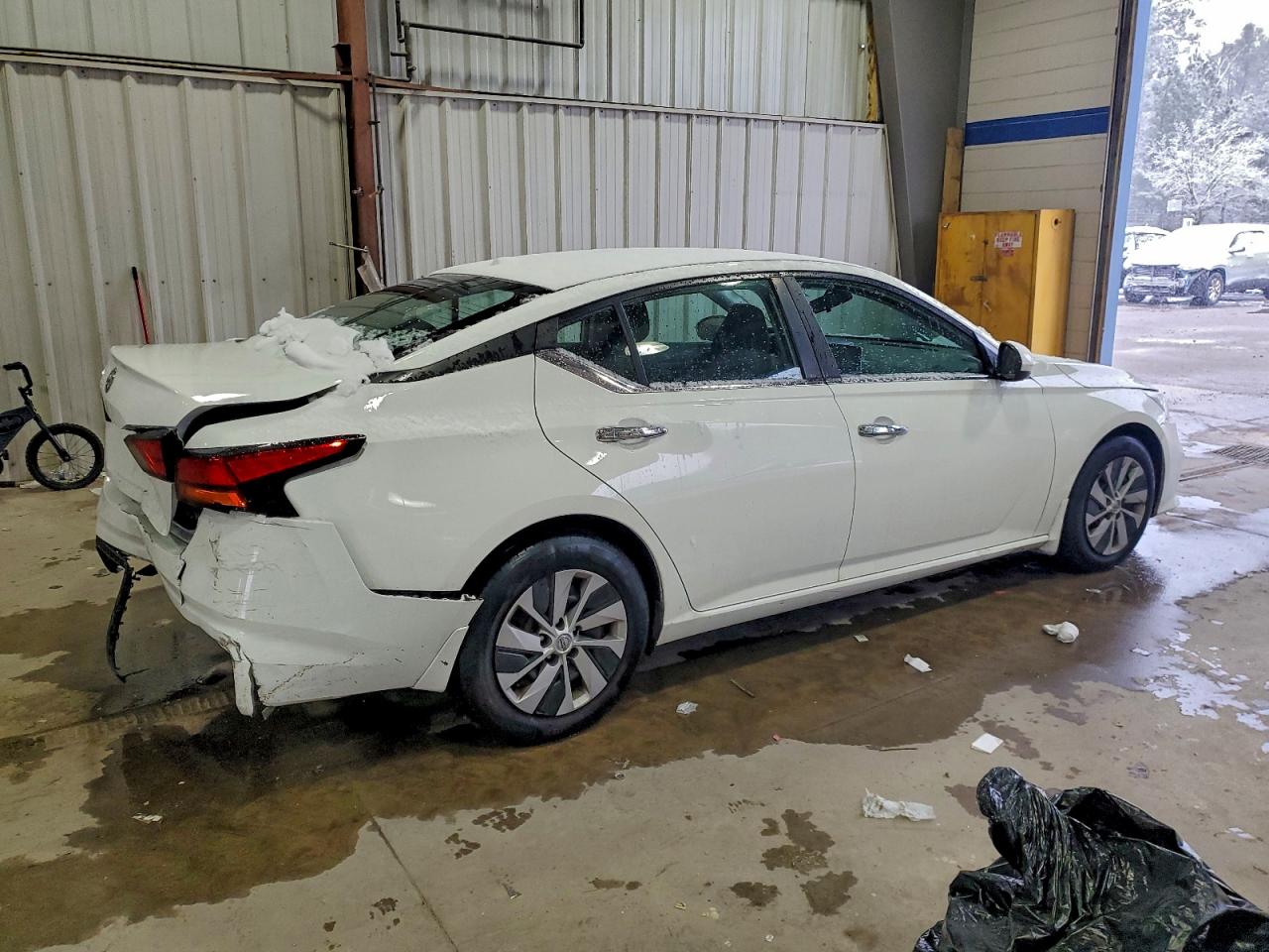 Nissan Altima S Image 3