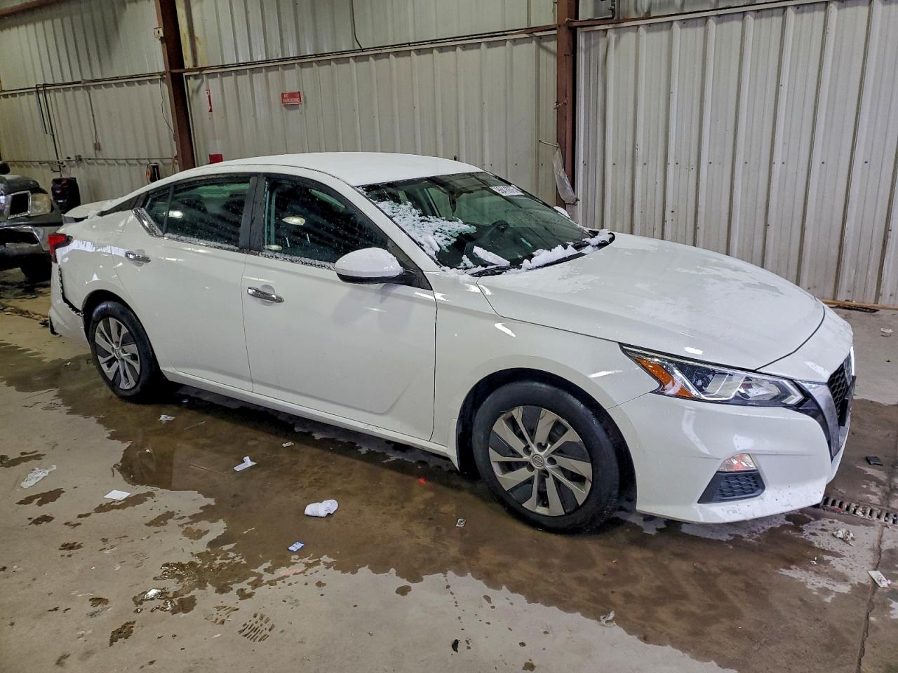 Nissan Altima S Image 7