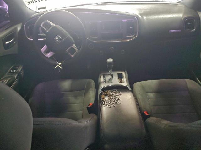 Dodge Charger Se Image 4