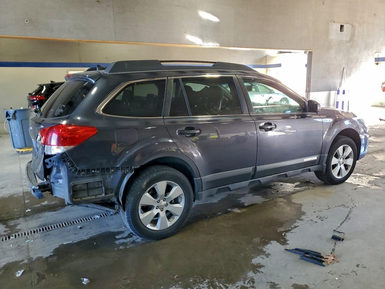 Subaru Legacy 2.5i Limited Image 3