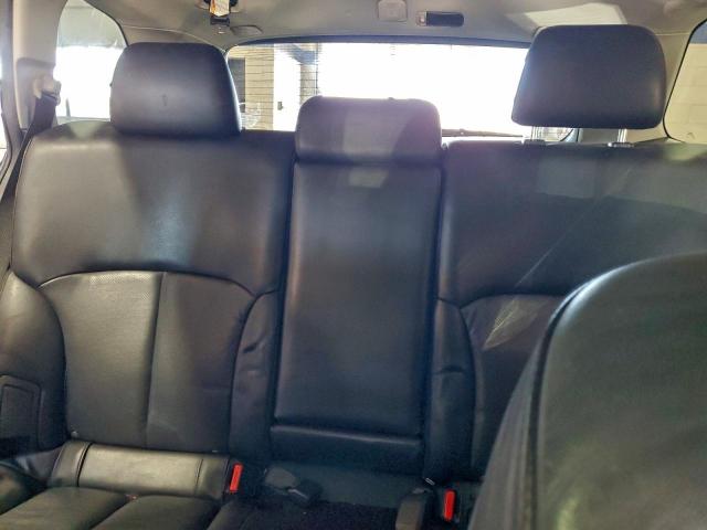 Subaru Legacy 2.5i Limited Image 9