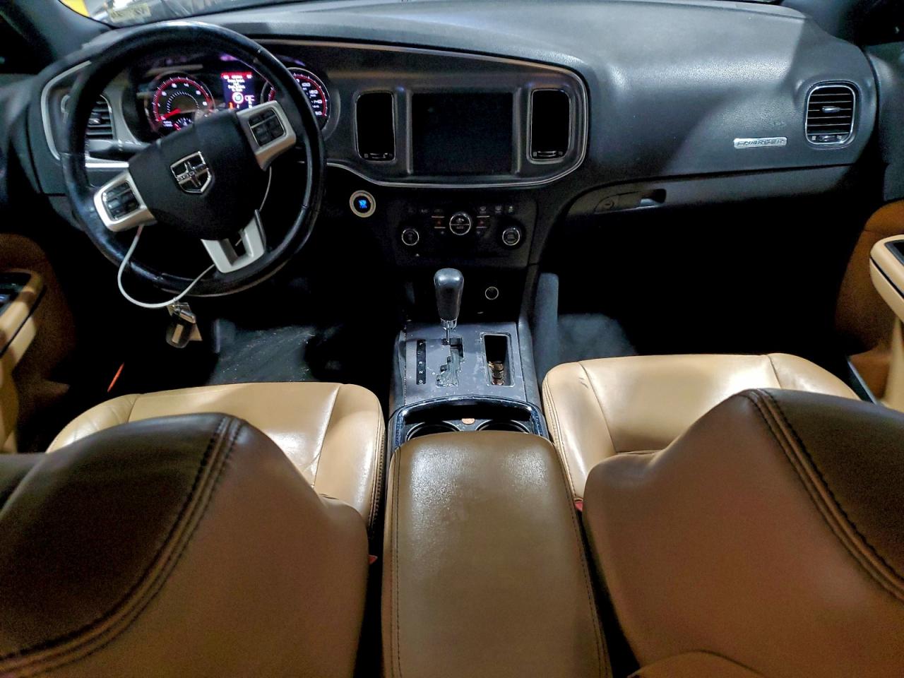 Dodge Charger R/t Image 9