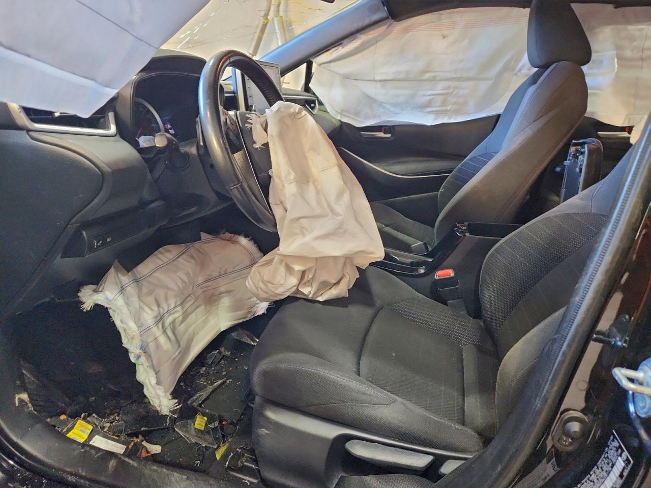 Toyota Corolla Se Image 10