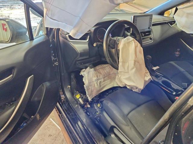 Toyota Corolla Se Image 7