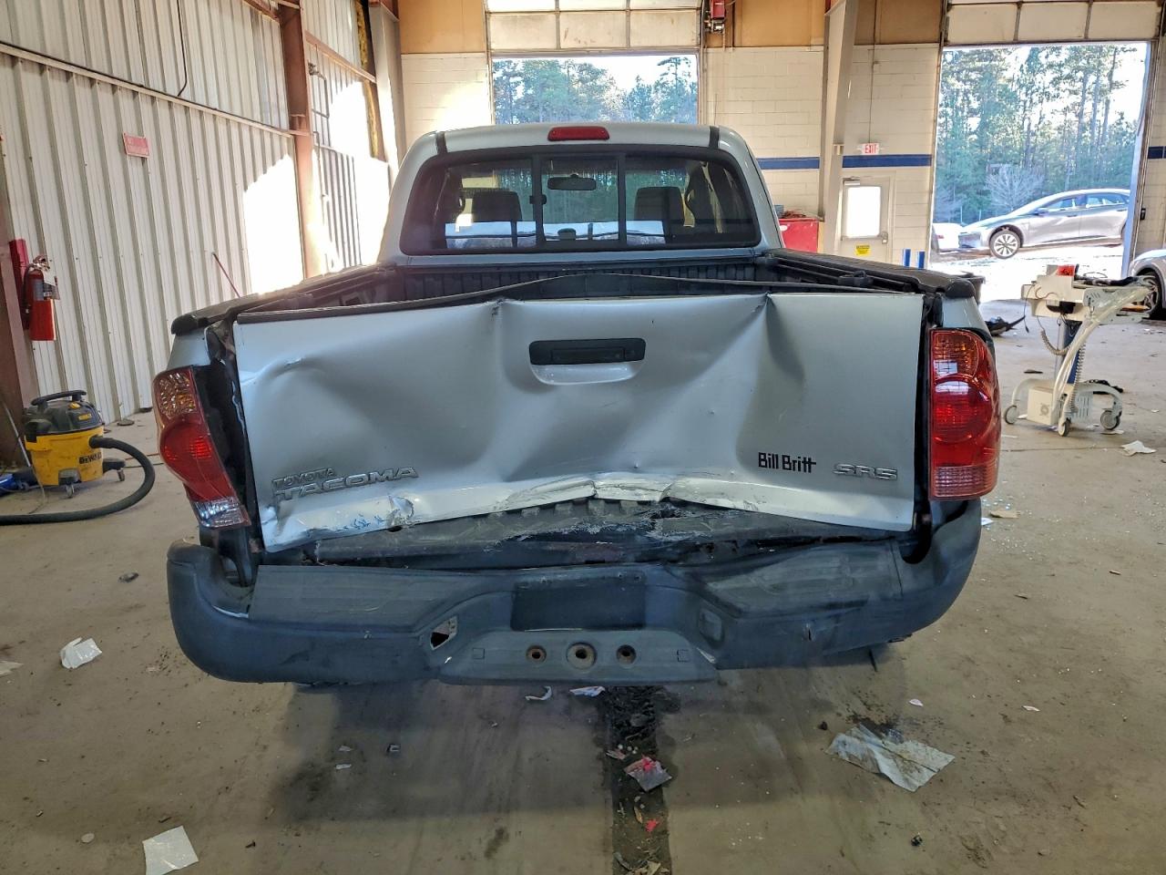 Toyota Tacoma Access Cab Image 7