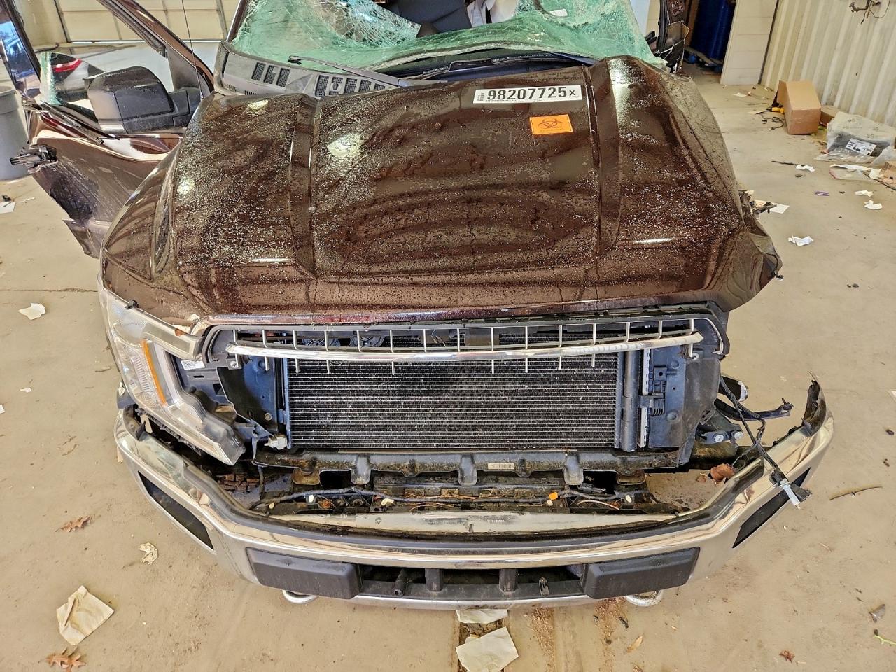 Ford F-150 Supercrew Image 8