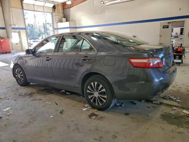 Toyota Camry Base Image 6