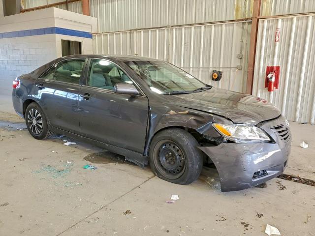 Toyota Camry Base Image 11