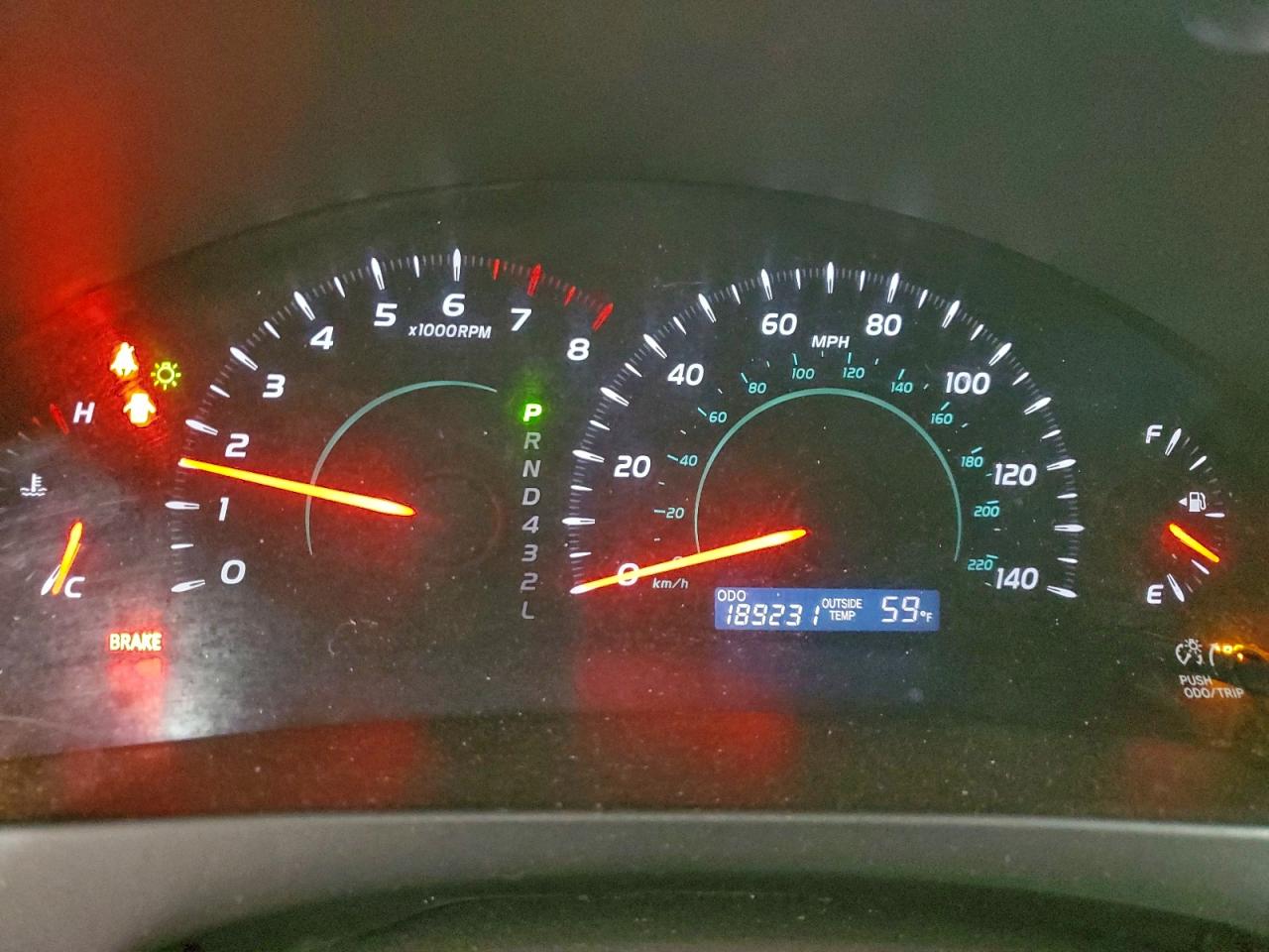 Toyota Camry Base Image 10