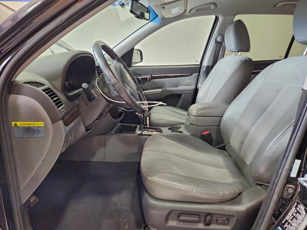 Hyundai SANTA FE Se Image 6