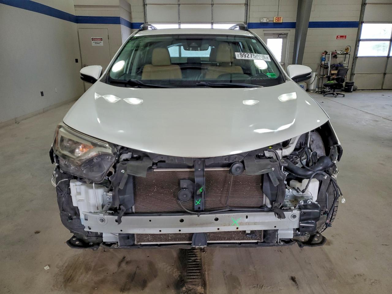 Toyota RAV4 Limited Image 13