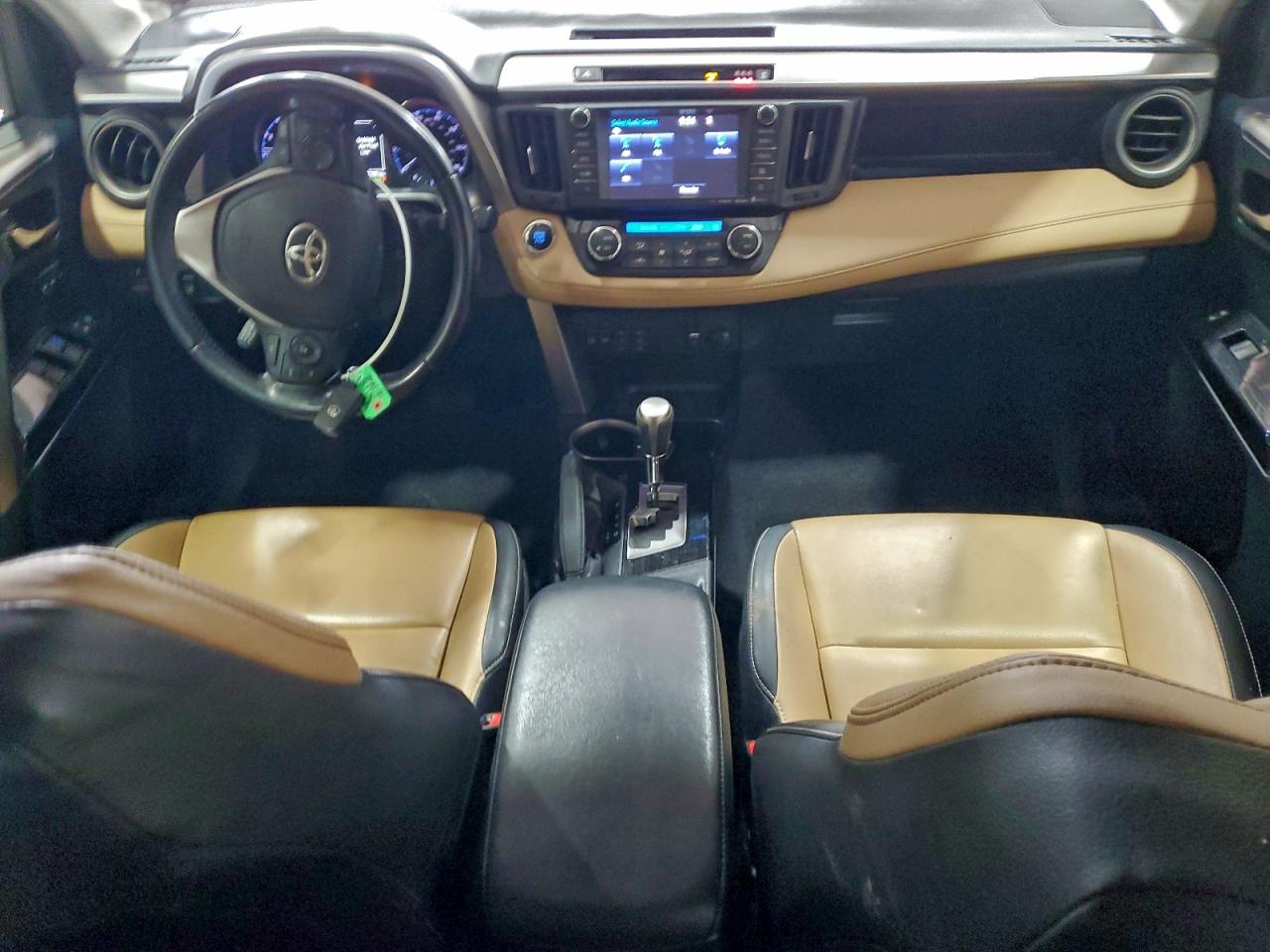 Toyota RAV4 Limited Image 2