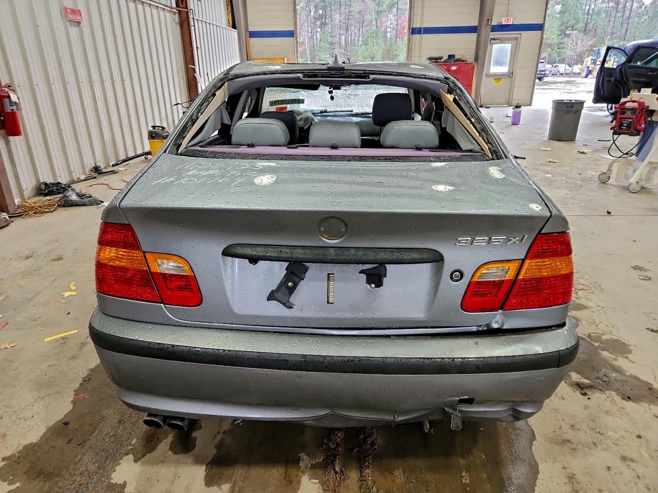 BMW 3 Series Xi Image 8