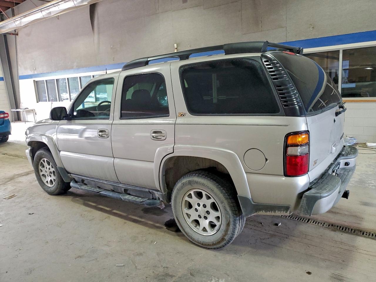 Chevrolet Tahoe K1500 Image 2