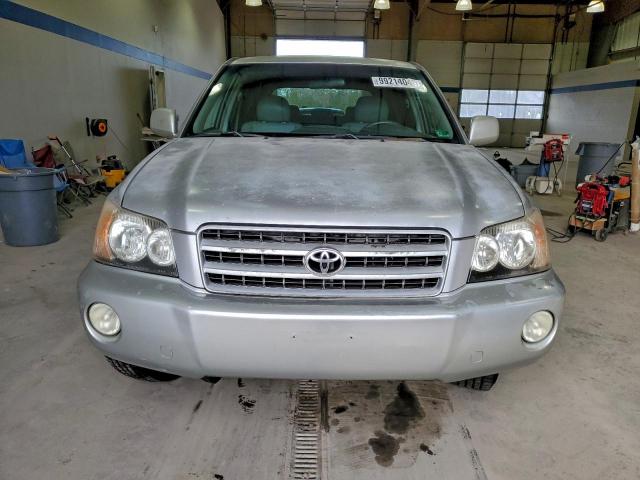 Toyota Highlander Image 3