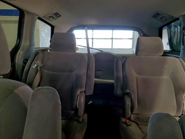 Toyota Sienna Ce Image 7